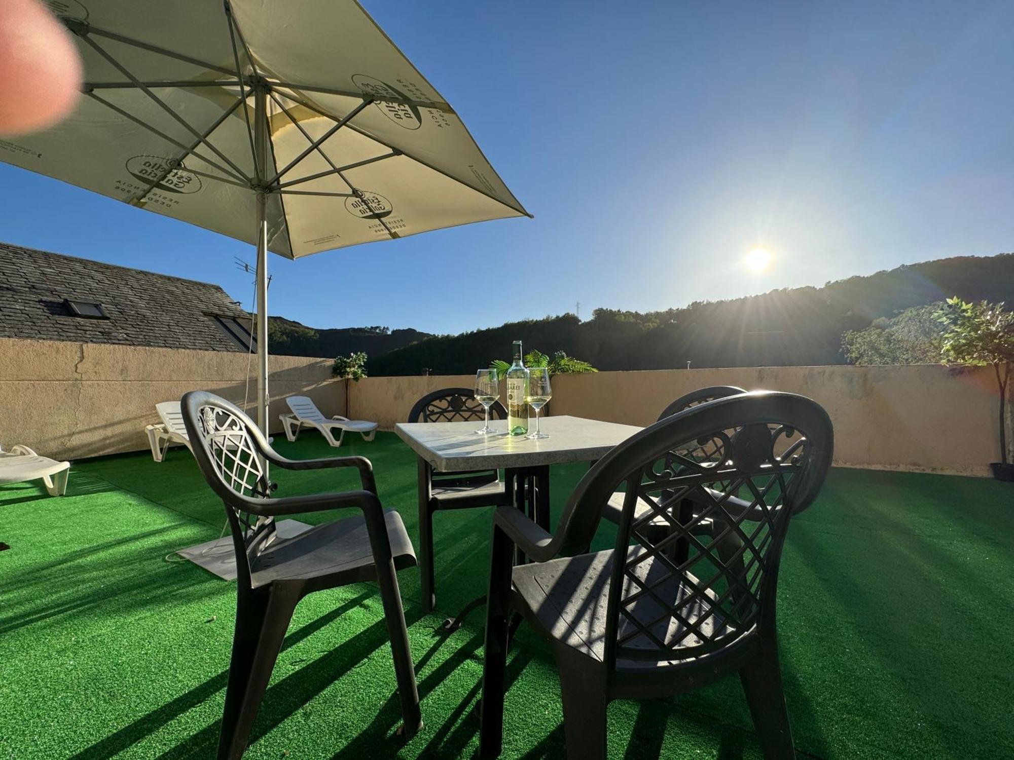شقة Triacastela Sunset Terrace المظهر الخارجي الصورة