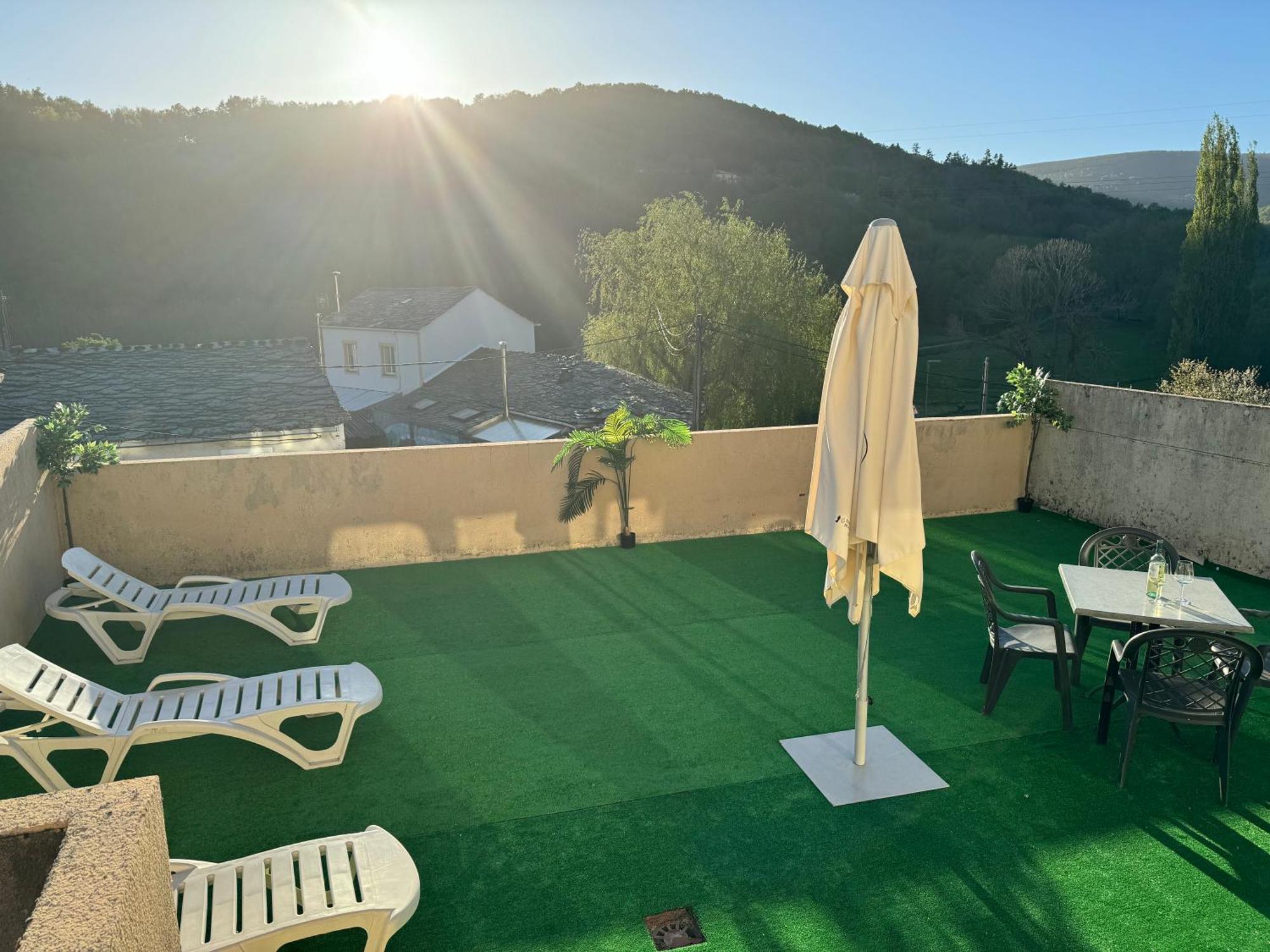 شقة Triacastela Sunset Terrace المظهر الخارجي الصورة